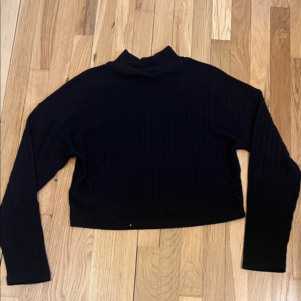 Topshop Black Ribbed Cropped Long Sleeve Light Sweater